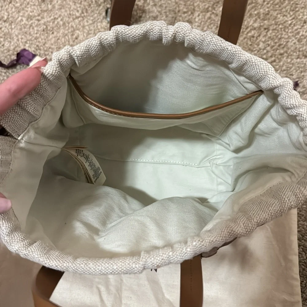 Ted Baker London Florean Flower Laser Cut Tote - Picture 10 of 12